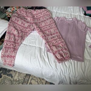 Cozy Pink Fleece Pajama Set - Soft Patterned Pants & Solid Top
